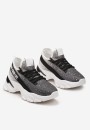 Czarne Wsuwane Sneakersy na Grubej Podeszwie z Tłoczeniem i Nadrukiem